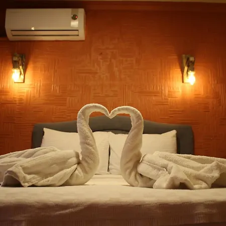 Taksim Bricktown Apart Otel 3*